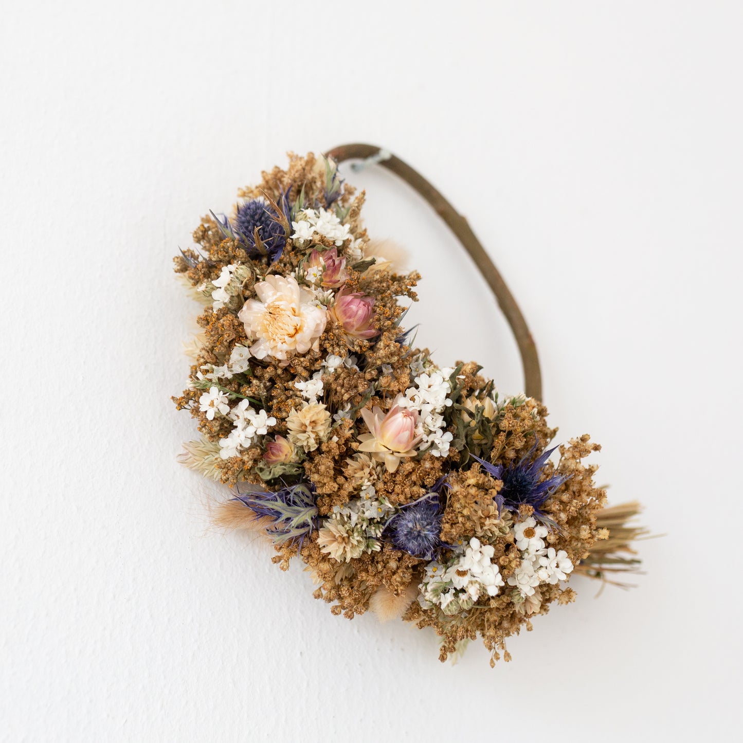 blue and white small wreath